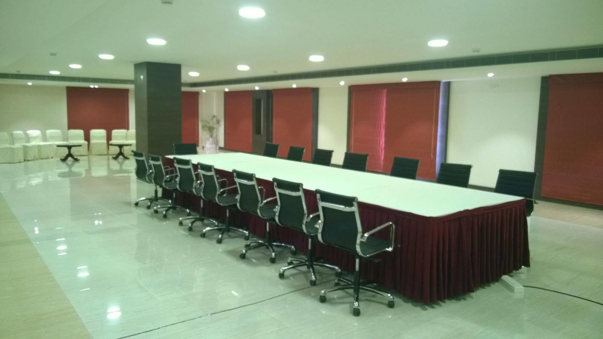 Thiruttani Regency Tiruttani By Grt Hotels מראה חיצוני תמונה